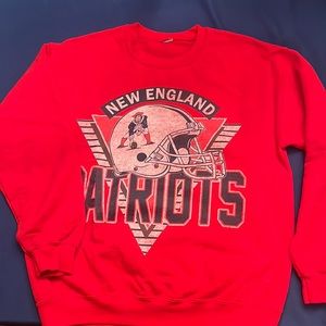 NE Patriots sweatshirt. Size M
